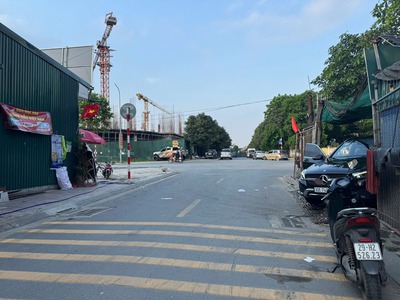 Bán 34,5m2, lưu không 20m2, nhà cấp 4 mặt phố Mai Phúc. Ngay chợ, CC Hope, Sunshine và Vinschool 1