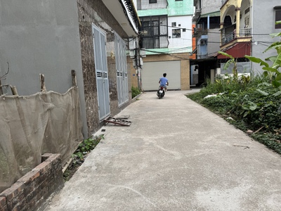 Chính chủ bán 45m2 đất tổ 1 Phúc Lợi, Long Biên. Ngay gần trường học các cấp 0