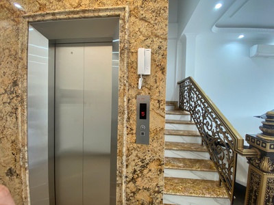 Cho thuê nhà mặt đường Tôn Đức Thắng giá tốt nhà mới đẹp 1