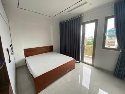 Cho thuê nhà mặt đường Tôn Đức Thắng giá tốt nhà mới đẹp 3