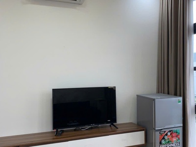 Cho thuê căn hộ 1 ngủ tách bếp giá siêu rẻ Vinhomes Imperia 3