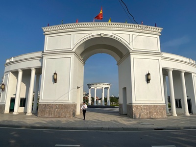 PHÚ QUÝ GOLDEN LAND - Đất biệt thự  VIEW HỒ - SỔ ĐỎ từng lô 2