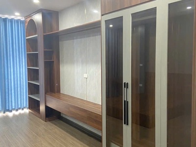 HOT- Tây Hồ- Ô TÔ vào nhà- 6 tầng mới- Thang máy - 45m2- 8 tỷ 2