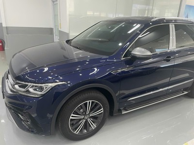 Cần bán xe Volkswagen Tiguan 5