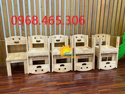 Bàn gỗ mầm non, ghế gỗ mầm non chất lượng cao 0