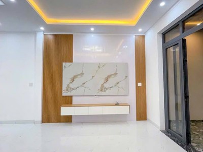 Cần bán gấp nhà đẹp mới xây ở mặt tiền đường Nguyễn Hữu Trí 120m2 giá 2 TỶ 500 Còn thương lượng 2