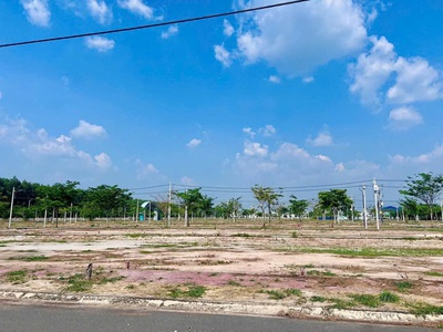 Chính chủ cần bán gấp đất MT Xã Phước Trung,huyện Gò Công.Tỉnh Tiền Giang.100m2.500TR.SHR 1