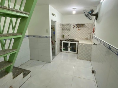 Bán nhà đường 100 bình thới, gần vòng xoay lê đại hành, q11, 3x7 - 3 tầng, chỉ hơn 3 tỷ 1