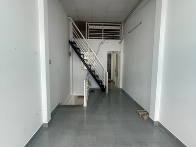 Bán nhà ni sư huỳnh liên, gần lạc long quân, tân bình, 32m2 - 3 tầng, chỉ hơn 3 tỷ 3