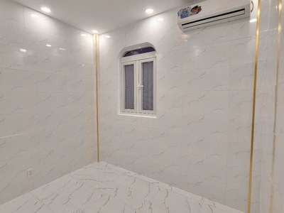Bán nhà cách mạng tháng 8, gần ngã tư bảy hiền, tân bình, 4 tầng mới, chỉ hơn 2 tỷ 3