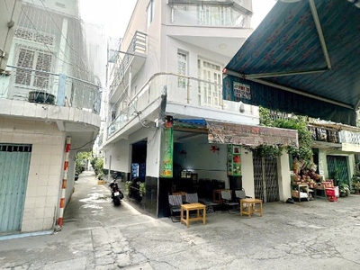 Nhà hẻm 6m xe hơi trước nhà dạ nam p2q8 0