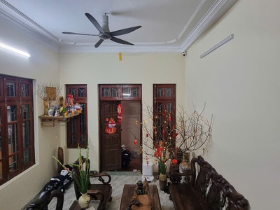 Nhà chính chủ - giá tốt - vị trí đẹp tại ngõ 72  đối diện cổng bệnh viện đại học y  tôn thất tùng, 0