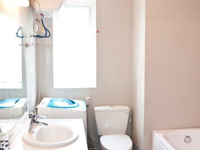 Bán nhà mặt phố lê văn hưu, 110m2, 10 tầng thang máy mới đẹp, 110 tỷ, kinh doanh đỉnh 3