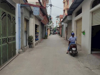 Sốc sốc-bán nhà đẹp xã đức thượng, hoài đức, hà nội-3 tầng-3 ngủ-mặt tiền 4m- ô tô qua nhà-giá 4,62 0