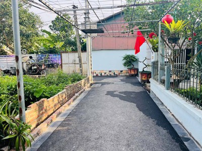 Chủ nhờ bán 40m2, mt4.5m, lô góc, 2.7 tỷ, đông anh 2