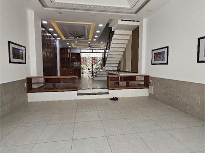 Bán nhà đẹp 4tầng ngay công viên ven sông - dt 105m2 - chỉ 15x tỷ 0