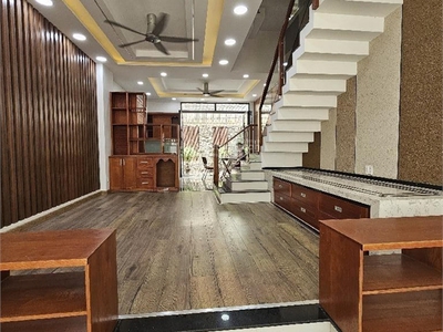 Bán nhà đẹp 4tầng ngay công viên ven sông - dt 105m2 - chỉ 15x tỷ 3