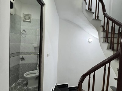 Bán nhà phố hạ đình - kinh doanh - ngõ thông dt 35m, 6t, mt 3,9m giá 7,5 tỷ 1