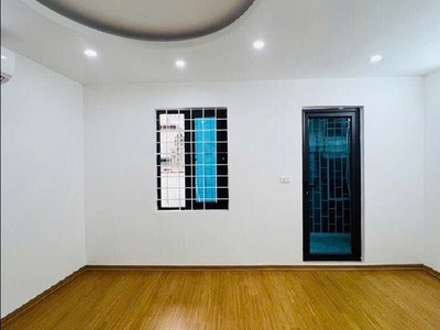 Tôn đức thắng 36 m, 3 tâng, 3 ngủ, 2 wc, nhà chắc chắn kiên cố, thoáng sáng, giếng trời vượng khí. 0