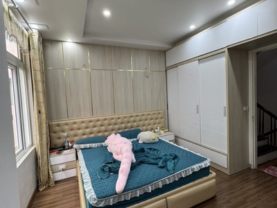 Siêu phẩm hoàng cầu 48m    gần phố   gần hồ   ngõ thông   kinh doanh ô tô   khó tìm căn thứ 2 4