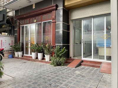 Cho thuê tòa văn phòng cầu giấy, phạm hùng, 100m, 7t, tm, thông sàn 3