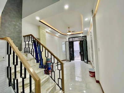 Nhà đường ngô gia tự phường 4 quận 10. 3