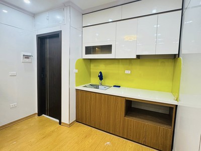 Tập thể tầng 3 thái thịnh 60m 2pn riêng, nội thất mới toanh, nhỉnh 3 tỷ 4