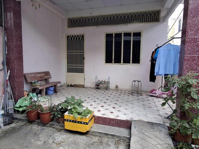 2 nhà c4 185m , lô góc, đ.2.5m   đông hưng thuận 5 q12 1