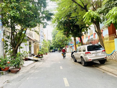Bán nhà mặt phố gò vấp, 460m , 7 tầng, 18 tỷ, sổ hồng 1