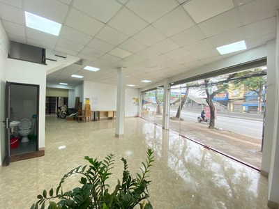 Cho thuê mặt bằng kinh doan Nguyễn Văn Linh 1