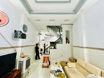 Trần thị hè - nhà 2 mặt hẻm xe hơi - quận 12 - nhỉnh 4 tỷ 0