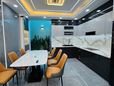 Nhà bán 61m2 giá 6 tỷ 590 3