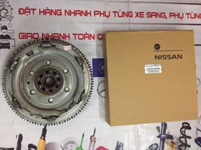 Bánh Đà Kép Nissan Navara 2