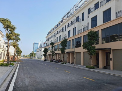 Bán nhà phố 5 tầng ngay tỉnh ủy Thanh Hóa, đối diện Vinhomes Thanh Hóa chỉ hơn 5 tỷ 0