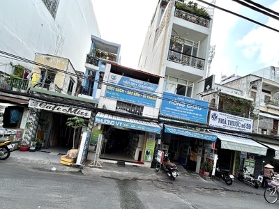  chính chủ cần bán nhà mặt tiền xóm chiếu - khu vip kinh doanh đa ngành nghê-xe hơi quay đầu 3