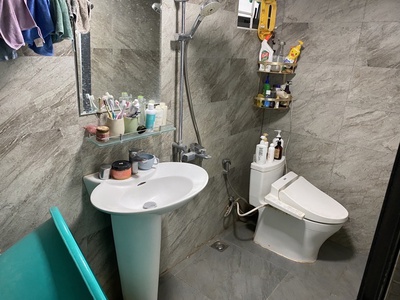 Bán nhà -phố hồ đắc di- đống đa-gần hồ-52m2- ô tô vào cửa-giá chỉ 15 tỷ 2