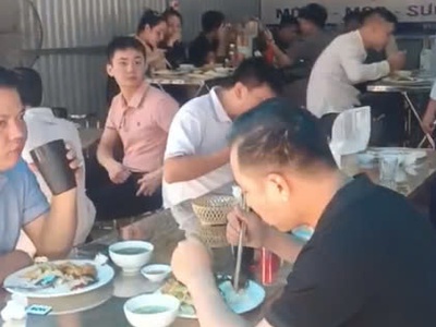Sang nhượng quán cơm tại dịch vọng hậu, cầu giấy, hà nội 1