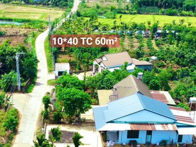 Ea hu-cư kuin- đắk lắk dt 10 40m sẵn 60m2 tc đường bê tông rộng 8m kdc giàu có đủ tiện ích giá chỉ 0