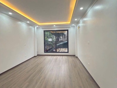 Minh khai - 50m2/5 tầng - 2 mặt thoáng - mặt tiền 5.5m - nhỉnh 10 tỷ 2