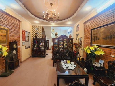 Bán nhà phố chùa láng - phân lô kinh doanh - 2 thoáng trước sau - gara ô tô 1