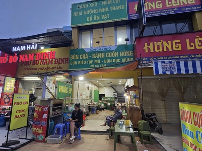 Giá tốt - sang nhượng cửa hàng mặt tiền phố trần quốc hoàn, cầu giấy, hà nội - 50m2 -130 triệu 0