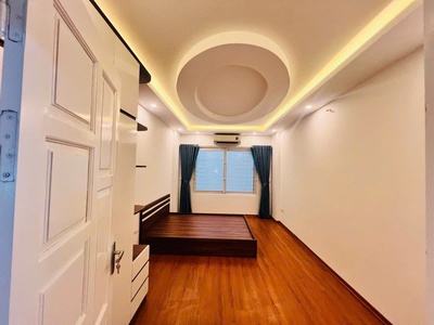Nhà trần quốc vượng - 2 mặt thoáng dt 30m2 5 tầng mt 3.5m giá 7.68 tỷ 0