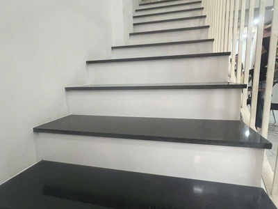 Nhà mới 5 tầng cách nặt tiền 15m hẻm thẳng xe hơi sổ vuông 43m2 gía 7,4 tỷ thương 0