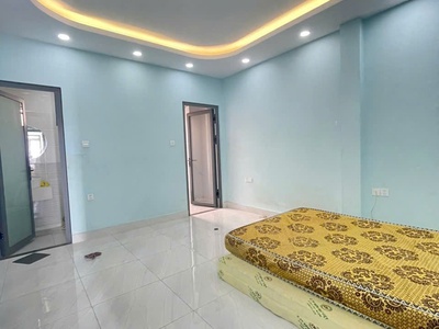 Siêu phẩm liên khu 4-5 gần chợ bình thành hẻm 7m thông 100m2,4tầng nhỉnh 5 tỷ 4