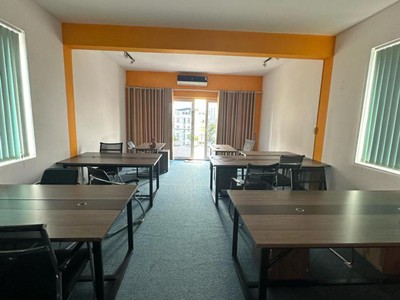 Bán tòa nhà mặt phố trung tâm ngã tư sở tài chính 45 tỷ để sở hữu ,10 tầng thang máy 3
