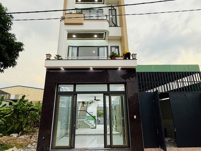 Bán Gấp Nhà Phố Ngang 5 Dĩ An Gần Làng Đại Học Full Nội Thất 1