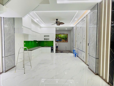 Bán Gấp Nhà Phố Ngang 5 Dĩ An Gần Làng Đại Học Full Nội Thất 3