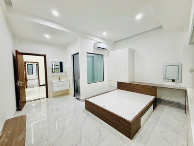 Bán Gấp Nhà Phố Ngang 5 Dĩ An Gần Làng Đại Học Full Nội Thất 7