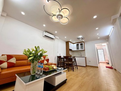 Bán nhà tập thể bách khoa 85M 4PN long lanh ở ngay hai bà trưng 1