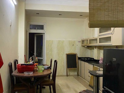 Cho thuê nhà 3tâng x 80m2 MT đường Hải Phòng,Hải Châu,Đà Nẵng  14tr 2